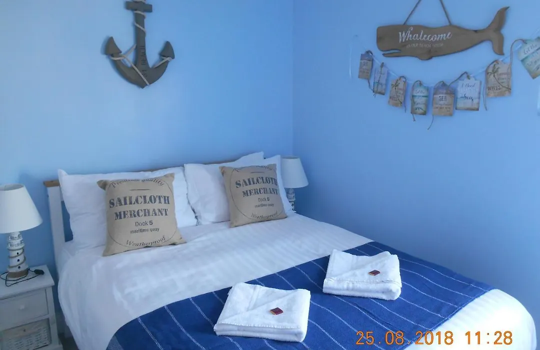 The Glenroy Hotel-1